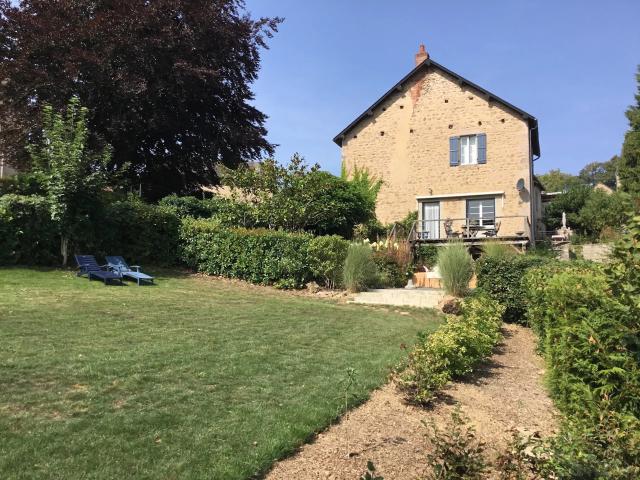 Maison vente à Château-Chinon (Ville), Larochemillay