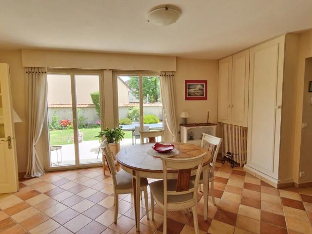 Maison vente à Chartres, Jouy