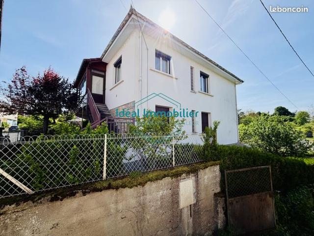 Maison vente à Villefranche-de-Rouergue, Montbazens