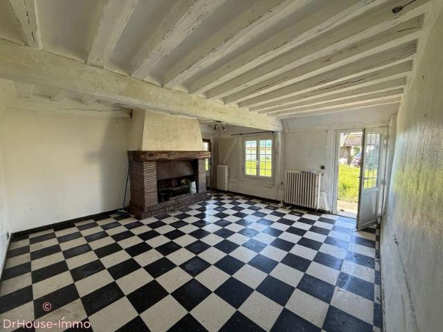 Maison vente à Évreux, Les Ventes