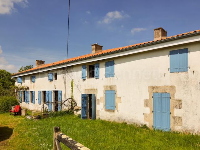 Maison vente à Niort, Lezay