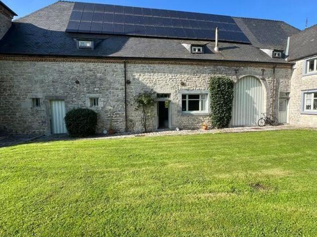 Maison location à Cerfontaine, Wallonie