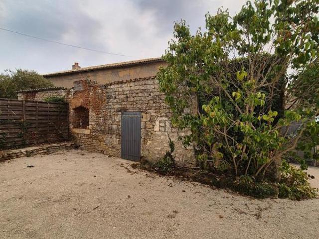 Maison vente à Montmorillon, Nouvelle-Aquitaine
