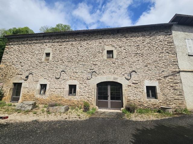 Maison vente à Villefranche-de-Rouergue, Belcastel