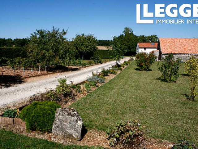 Maison vente à La Garenne, Fontaine-Chalendray
