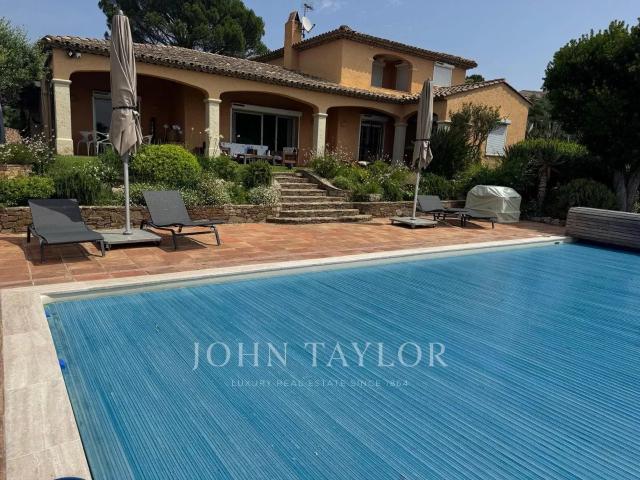 Maison location à Arrondissement de Draguignan, Grimaud
