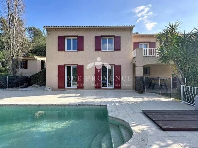 Maison vente à Arrondissement de Toulon, Solliès-toucas