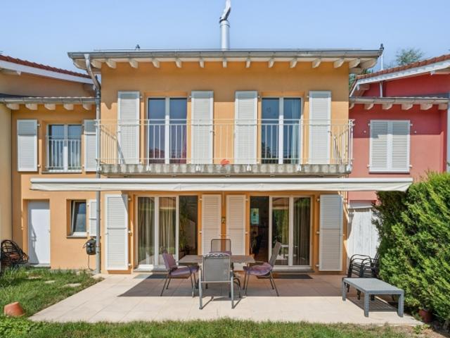 Reihenfamilienhaus kaufen in Thônex