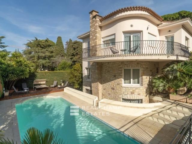 Maison location à France métropolitaine, Cannes