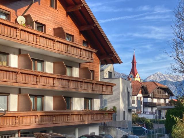 Wohnung kaufen in Igls