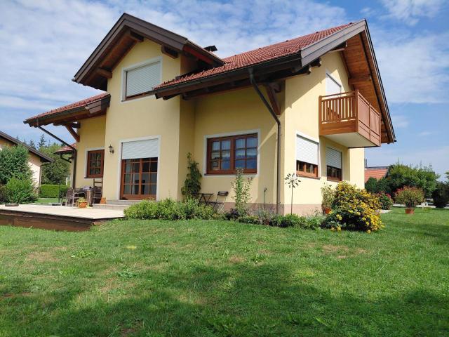 Haus kaufen in Bürmoos, Salzburg