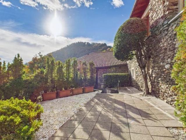Haus kaufen in Monteceneri, Tessin