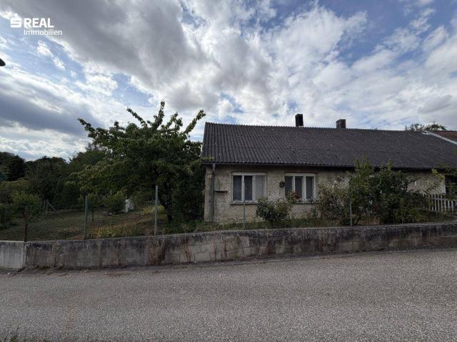 Haus kaufen in Niederhollabrunn, Niederösterreich