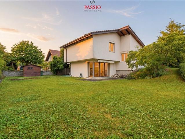 Einfamilienhaus kaufen in Worben, Bern