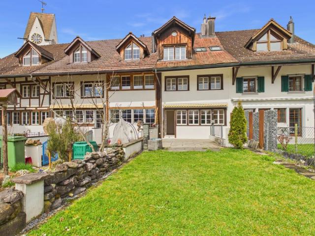 Reihenfamilienhaus mieten in Mönchaltorf, Zürich