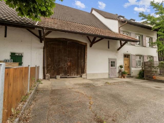 Bauernhaus kaufen in Lupsingen, Basel-Landschaft