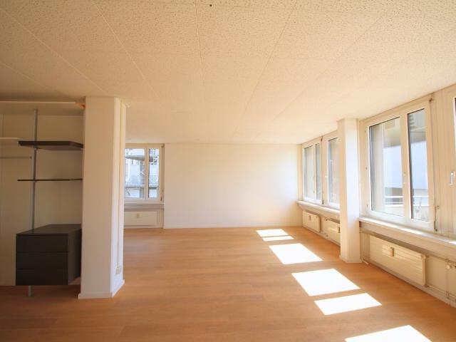 Immobilie kaufen in Dietikon, Zürich