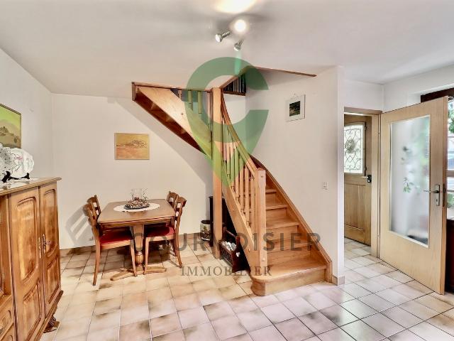 Reihenfamilienhaus kaufen in Gilly, Waadt