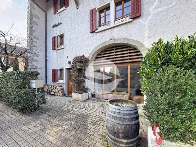 Einfamilienhaus mieten in Soral