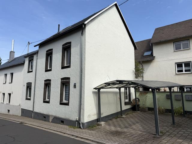 Villa kaufen in Ochtendung, Rheinland-Pfalz