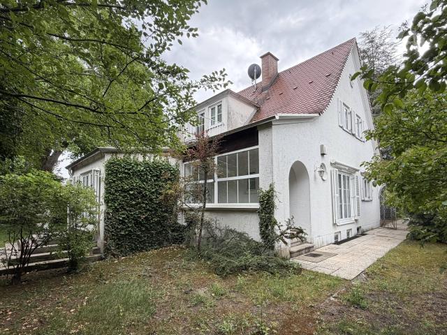 Villa kaufen in Allach-Untermenzing, München