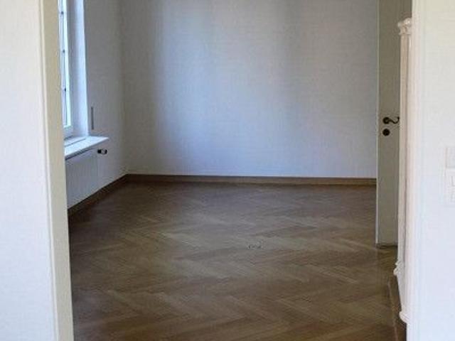 Haus mieten in Einigen, Zürich