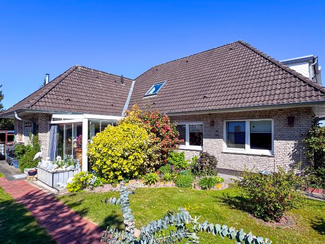 Villa kaufen in Kleibrok, Rastede