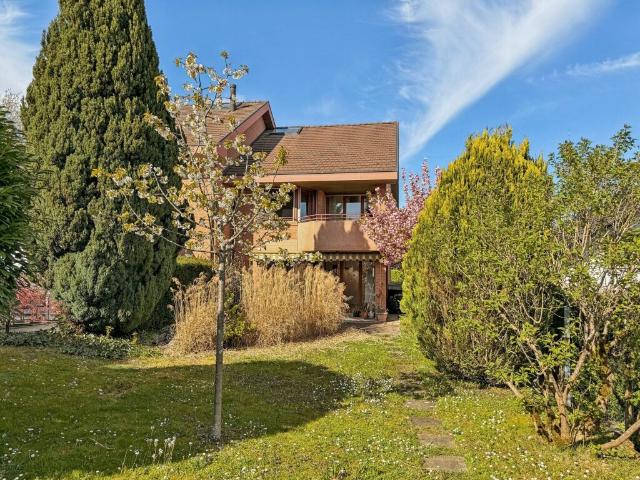 Einfamilienhaus kaufen in Oberwil (BL), Basel-Landschaft