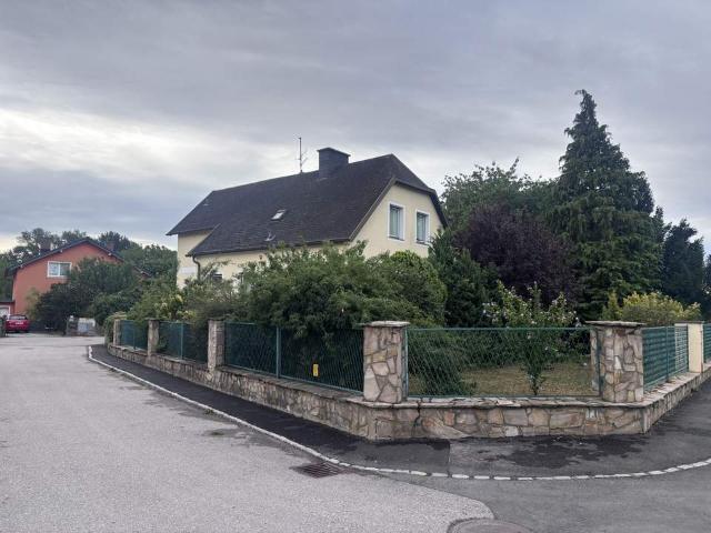 Haus kaufen in Baden, Niederösterreich