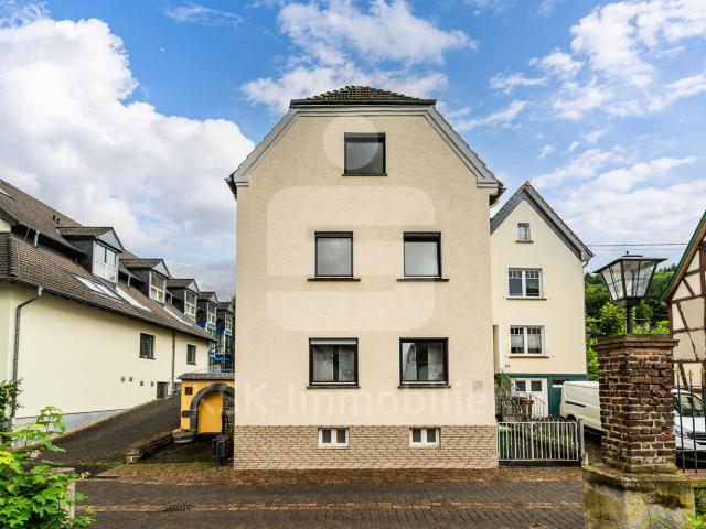 Villa kaufen in Breite Heide, Rheinbreitbach