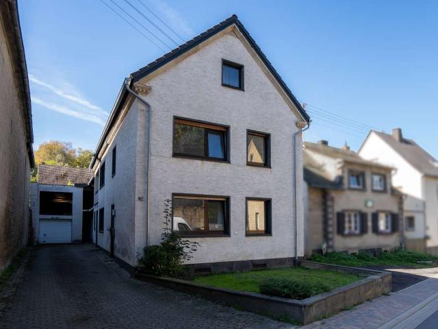 Haus kaufen in Rieden, Landkreis Mayen-Koblenz
