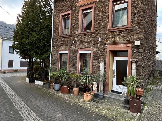 Villa kaufen in Rachtig, Zeltingen-Rachtig