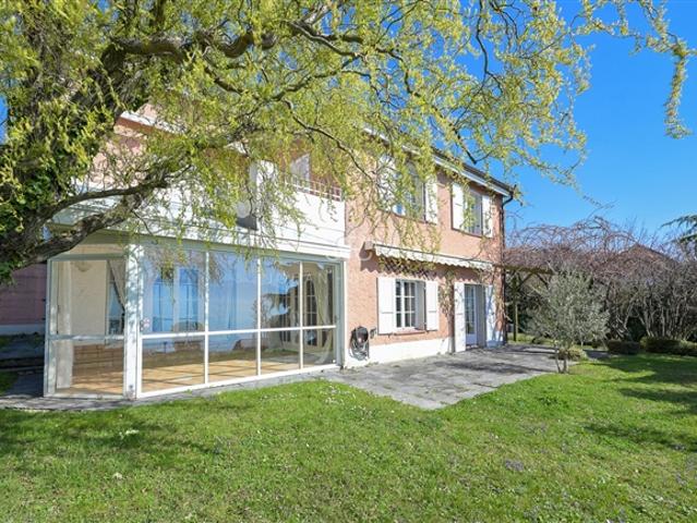 Einfamilienhaus kaufen in Bourg-en-Lavaux, Waadt