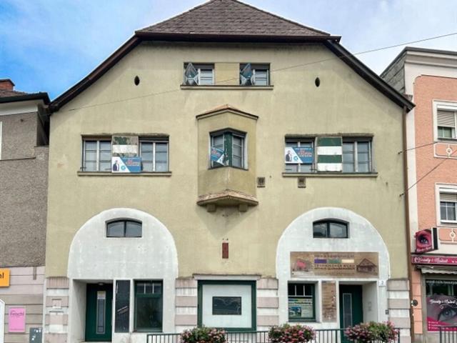 Mehrfamilienhaus kaufen in Linz