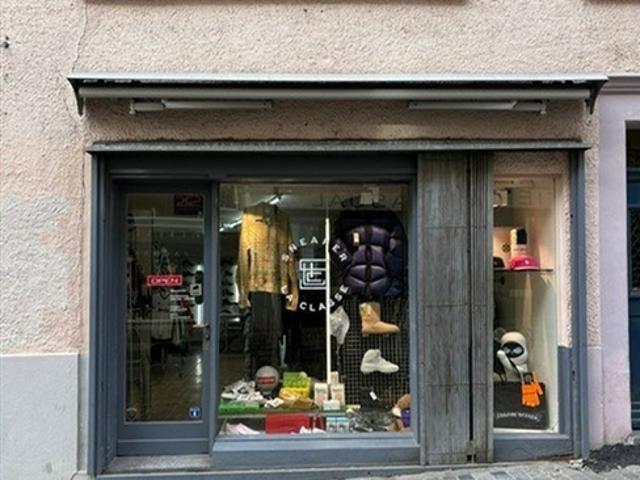 Atelier mieten in Einigen, Zürich