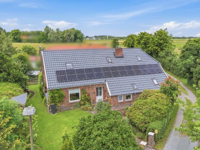 Villa kaufen in Uttel, Wittmund