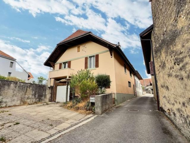 Einfamilienhaus kaufen in Agiez, Waadt