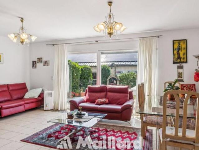 Haus kaufen in Perroy, Waadt