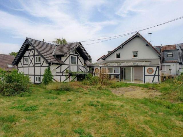 Haus kaufen in Herrenstrunden, Bergisch Gladbach
