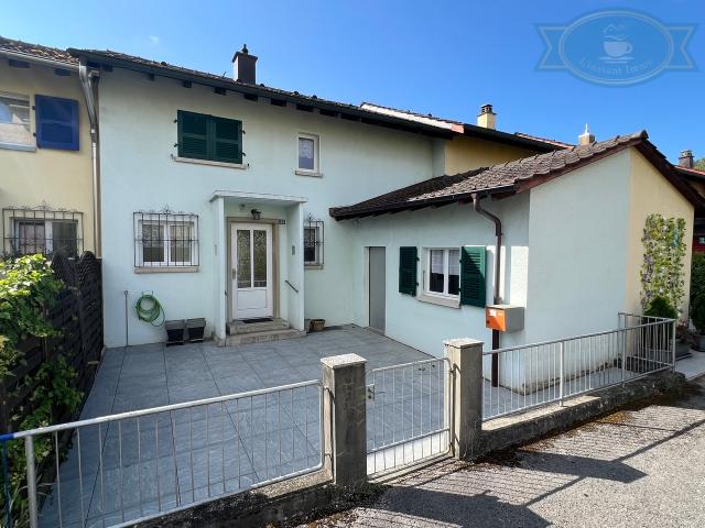 Reihenfamilienhaus kaufen in Porrentruy, Jura