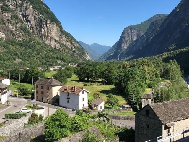Reihenfamilienhaus kaufen in Cevio, Tessin