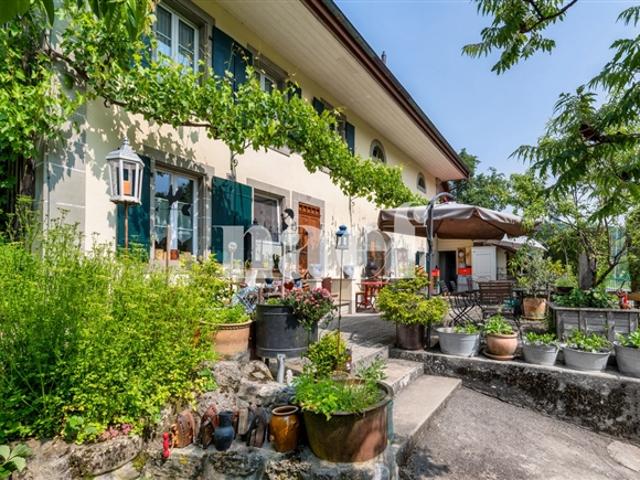 Einfamilienhaus kaufen in Moudon, Waadt