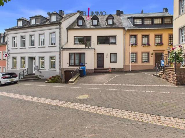 Haus kaufen in Waxweiler, Eifelkreis Bitburg-Prüm