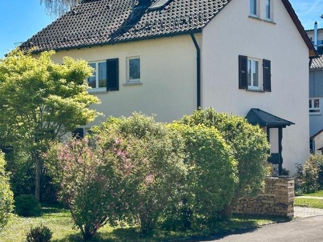 Haus kaufen in Eningen, Baden-Württemberg
