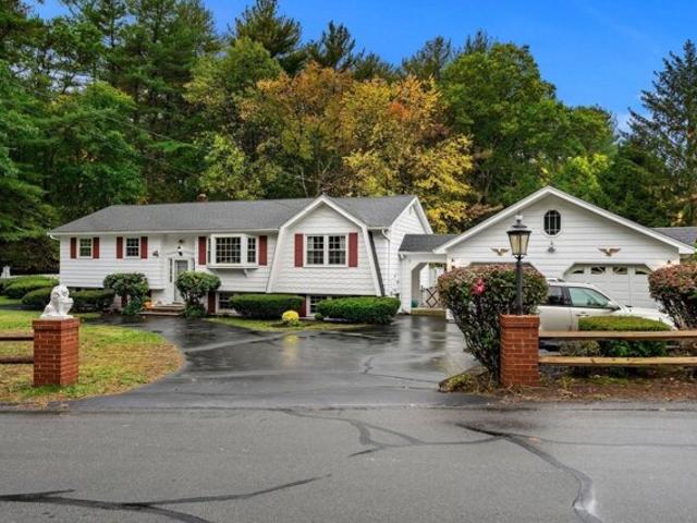 House for sale in Tewksbury, Middlesex County