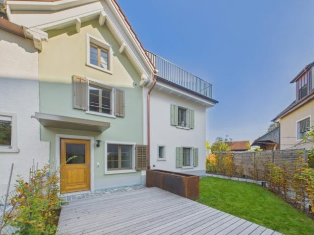 Reihenfamilienhaus kaufen in Dürnten, Zürich