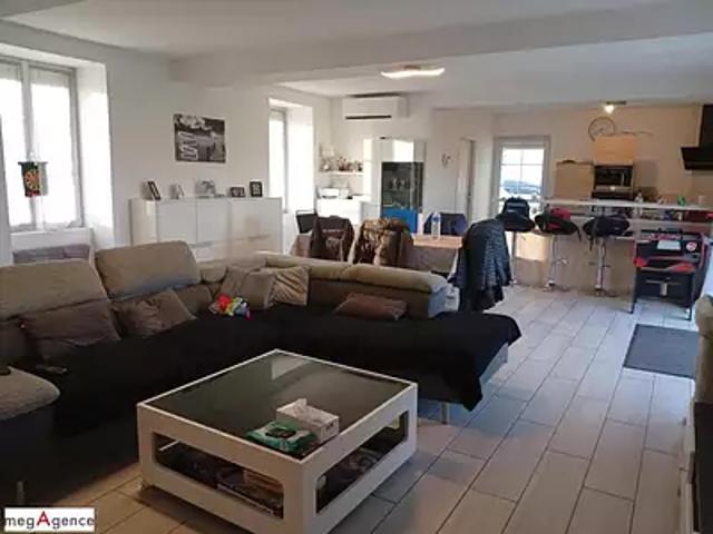 Maison vente à Vichy, Charmeil