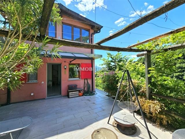 Einfamilienhaus kaufen in Gordola, Tessin