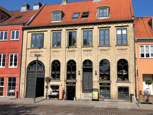 Erhvervsejendom til leje i Køge