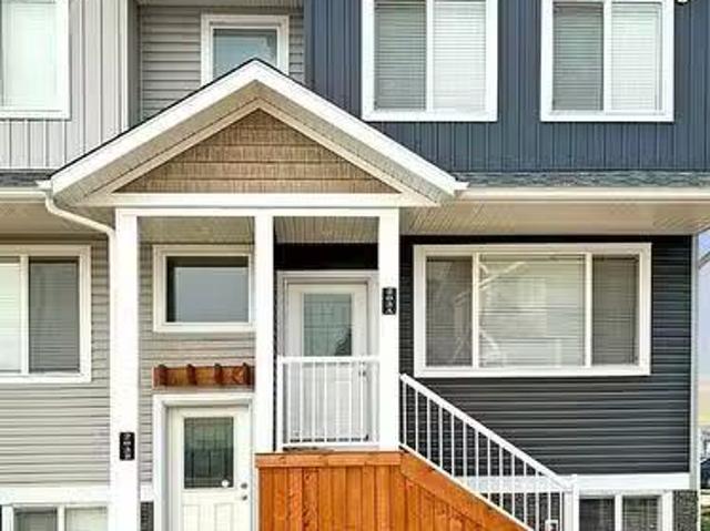 House for rent in Woking, Alberta